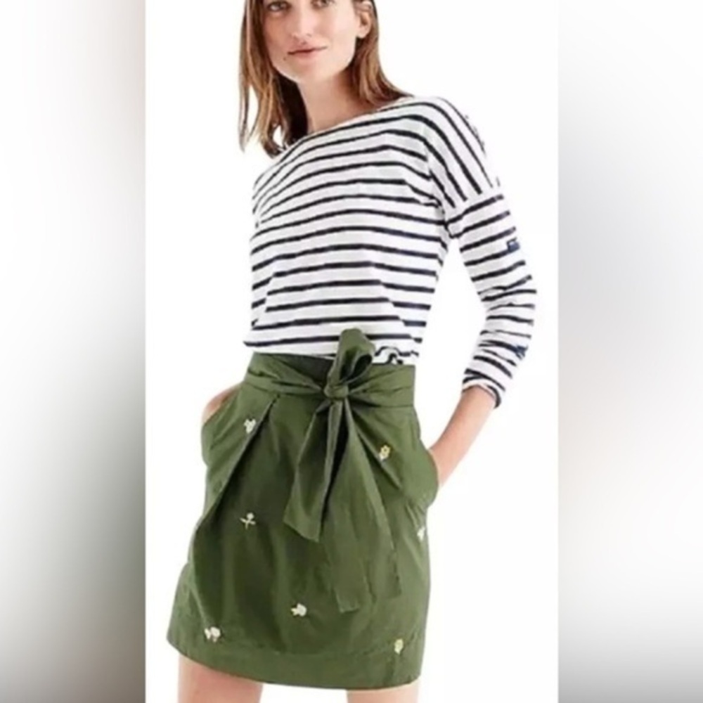 J. Crew Women’s daisy floral embroidered green waist tie  mini skirt Sz 2 NWOT